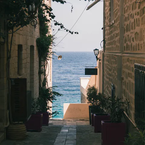 Explore stunning Voula and nearby Athens, where cobblestoned streets meet gorgeous beaches