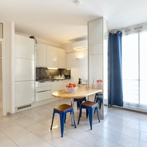 Recreate classic Côte d'Azur cuisine in the comfort of your apartment