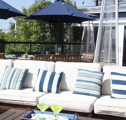 Soak up the Californian sunshine from the comfort of the deck