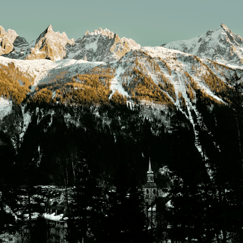 Enjoy an incredible mountain adventure in the French Alps
