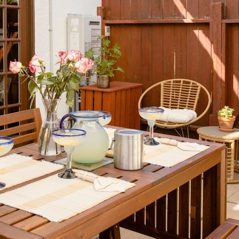 Spend relaxing evenings under the stars from the outdoor patio