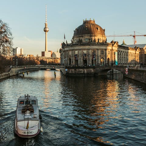 Explore this lovely part of the city – your home is between the Mitte and Prenzlauer Berg neighbourhoods