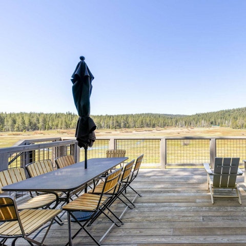 Gather for alfresco meals beside Tahoe’s pines