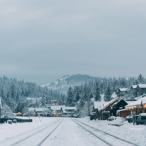 Explore the shops and cafés of Downtown Truckee