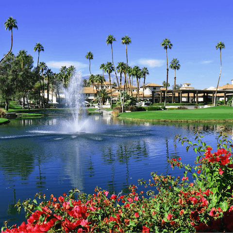 Explore the affluent area of Palm Desert and its boutiques, country clubs, and restaurants – you're a five-minute walk from the heart of everything