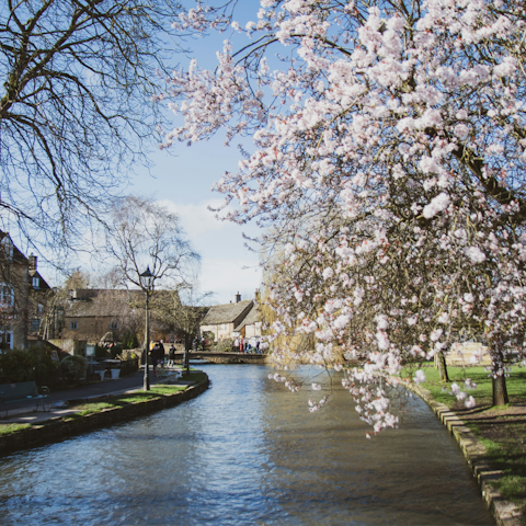 Plan a day trip to the beautiful Bourton-on-the-Water, reachable in forty minutes