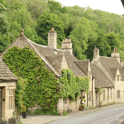 Drive twenty minutes north to Cirencester, the largest town in the Cotswolds