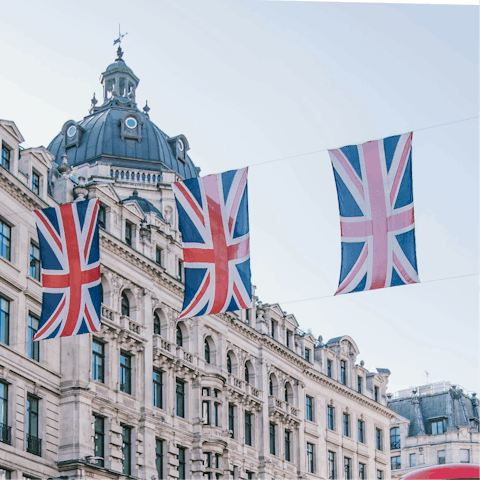 Head into central London for sightseeing and shopping