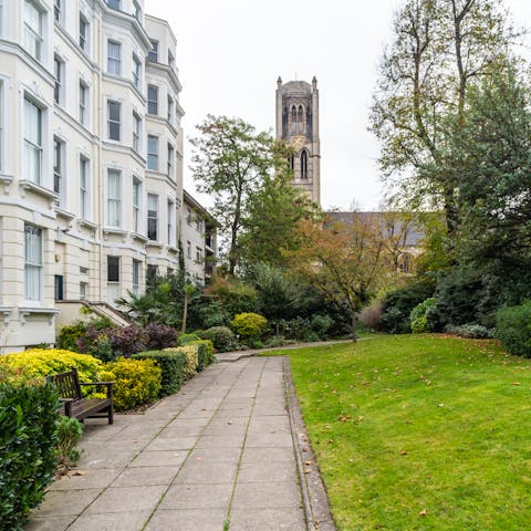 Live your own Notting Hill fantasy