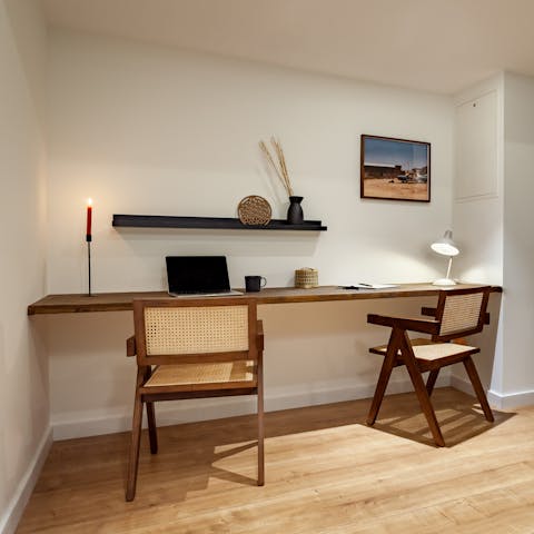 Catch up on your emails at the smart workspace