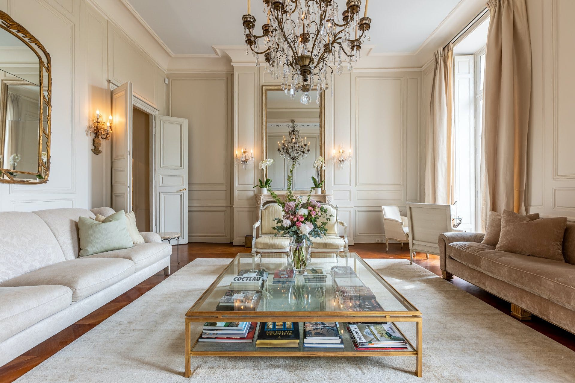 The Royal Residence, Les Archives, Paris | Plum Guide