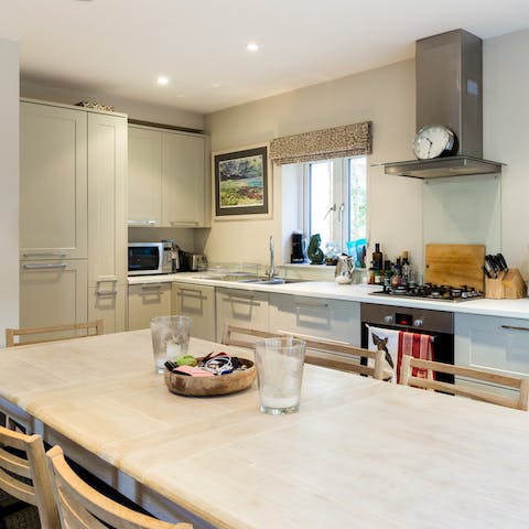 Conversational dining area