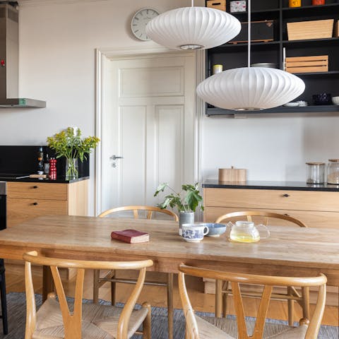 Savour evening meals at home or wander to a local restaurant