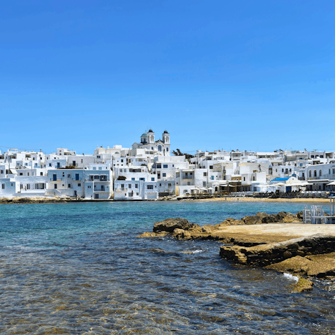 Visit the picturesque fishing village of Naoussa – a 6-kilometre drive away