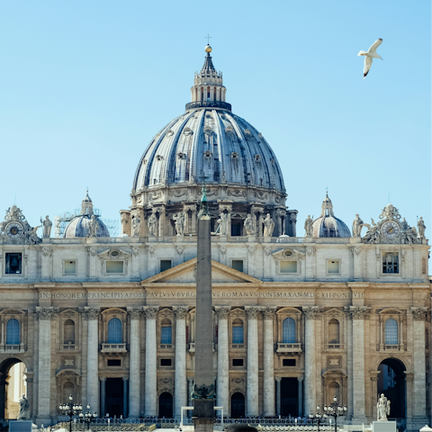 Stay just a five-minute walk from Vatican City