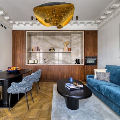 Cook some Parisian cuisine in the kitchen