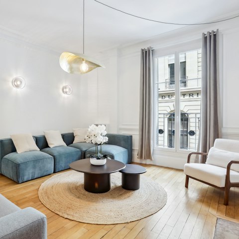 Relax with evening drinks at home or wander to a local bar