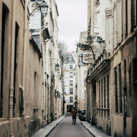 Explore the bohemian Left Bank, home to art galleries and charming cafes