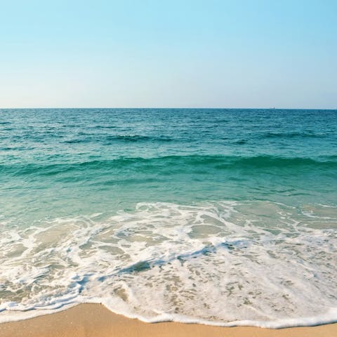 Drive to Berawa beach, ten minutes away