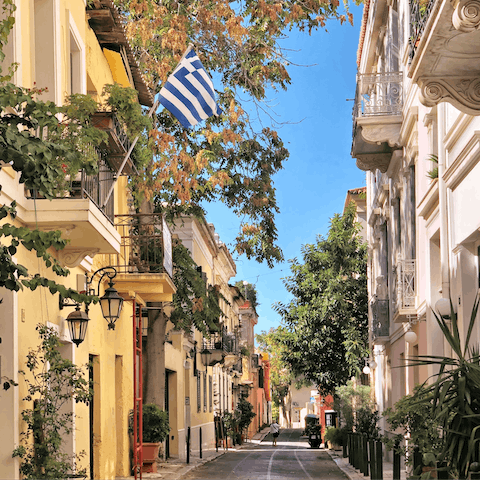 Hit the shops – this apartment is in Kolonaki, a leading area for shopping