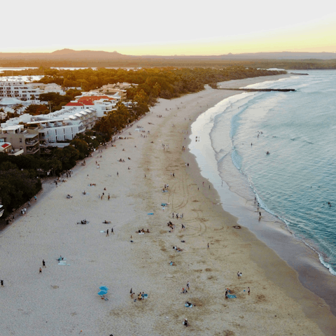 Discover popular Noosa – an eight-minute drive away