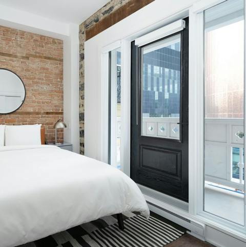 Open the doors to your balcony in the morning and get a bit of Montréal sun