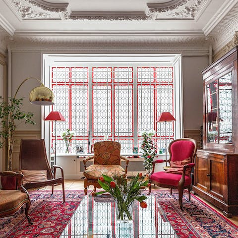 Engage in colourful conversation in the living room