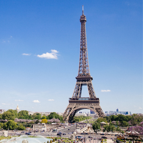 Visit the iconic Eiffel Tower – an eighteen-minute walk away