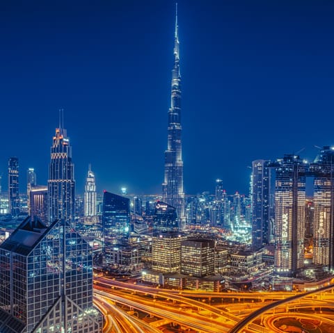 Experience the thrill of Downtown Dubai from this central spot