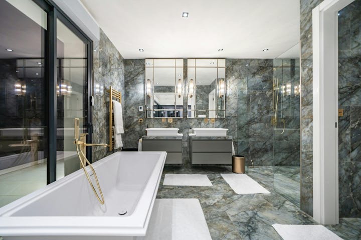 Bathroom photo