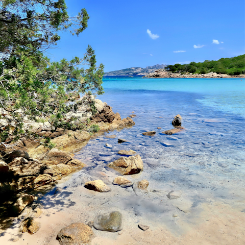 Drive twenty minutes to the picturesque Spiaggia Le Piscine