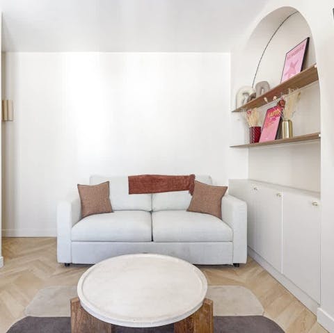 Unwind in the cosy open-plan living space