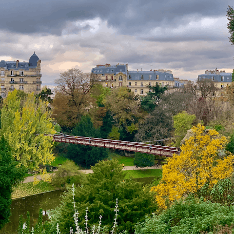 Stroll to the hidden charms of Parc des Buttes-Chaumont in just ten minutes