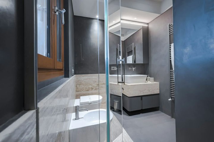 Bathroom photo