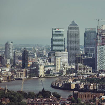 Explore Canary Wharf, the City and beyond from this convenient South-east London base