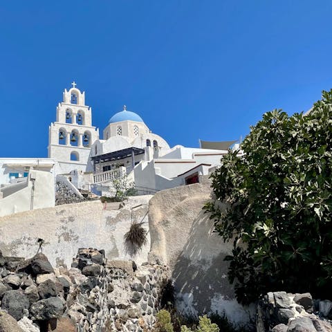 Explore stunning Pyrgos – just a seven-minute drive away