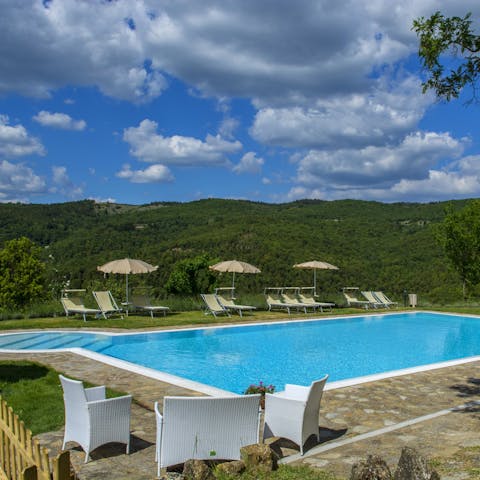 Stretch out by the communal pool or float about in the water