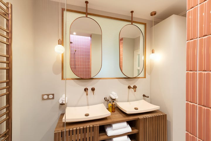 Bathroom photo