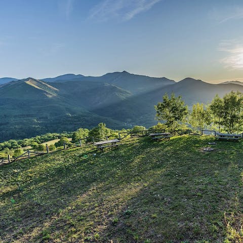 Sip your morning coffee overlooking the Páramo river valley