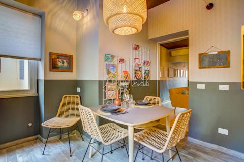 Fuel up for a day of exploring in the cosy, funky kitchen