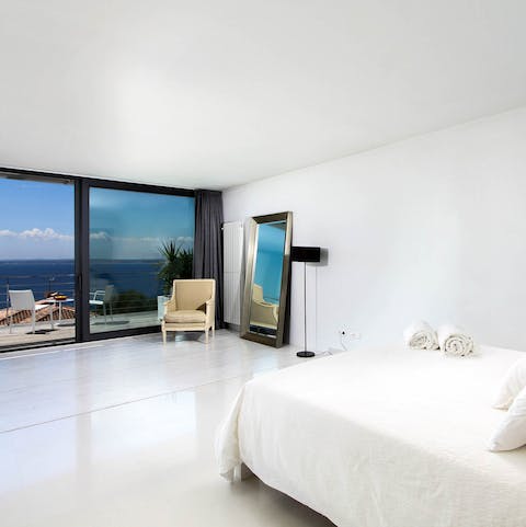Wake up to glistening sea views out of the sliding glass doors