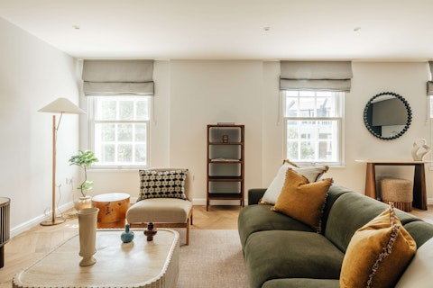 Spread out in a light-filled living and kitchen space