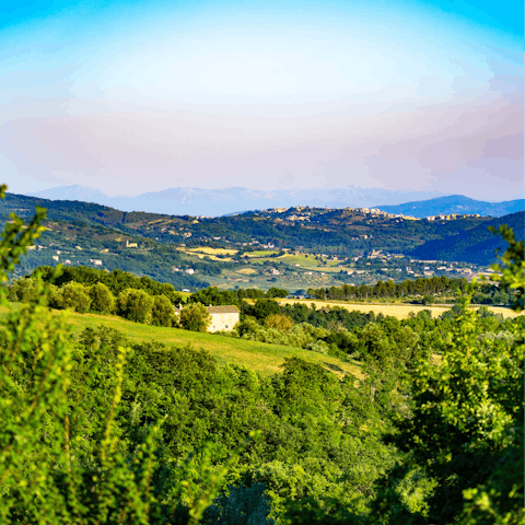 Explore the rural beauty of the Umbrian hills