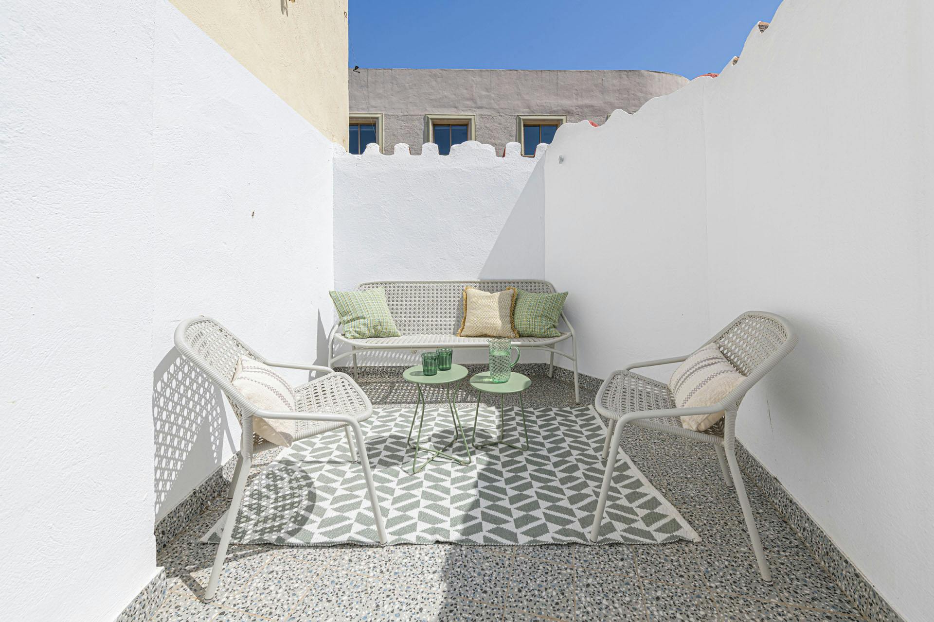 Terraces & Beaches