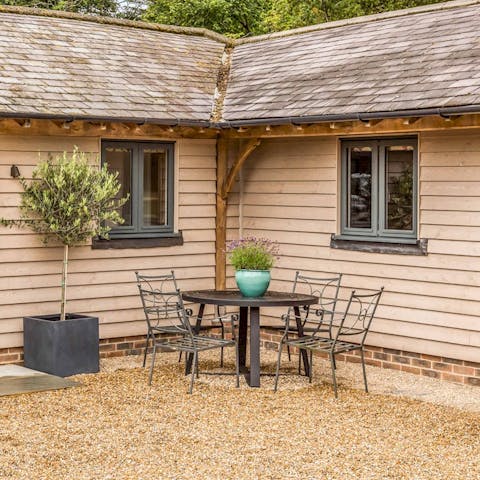 Enjoy sipping your morning coffee while listening to birdsong from the patio