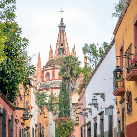 Take a day trip to San Miguel de Allende