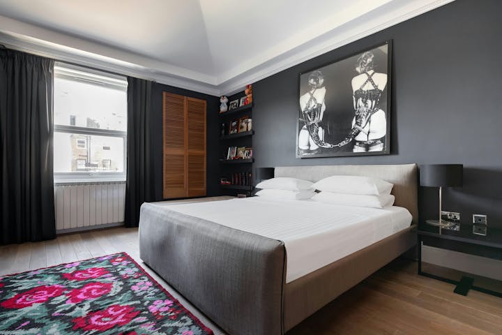 Bedroom photo