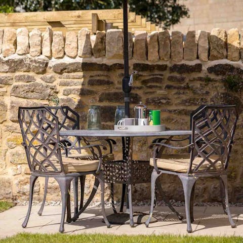 Pad out to the garden and enjoy the summer sunshine