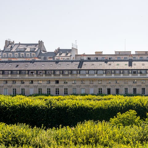 Feel like royalty in the 1st arrondissement of Paris