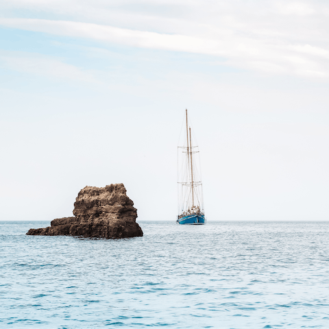 Explore Vilamoura – the beach and marina are 1.5km away